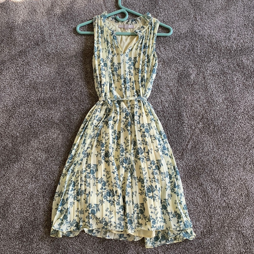 LOFT - floral pleated dress